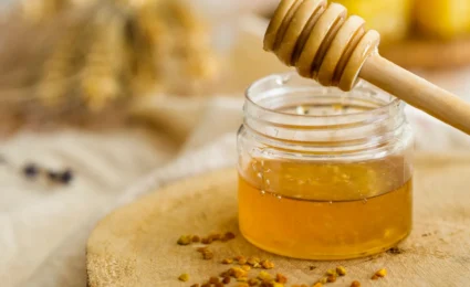 Les Secrets de Beauté de l’Atacora : 3 Rituels Sacrés au Miel Sauvage et Beurre de Karité
